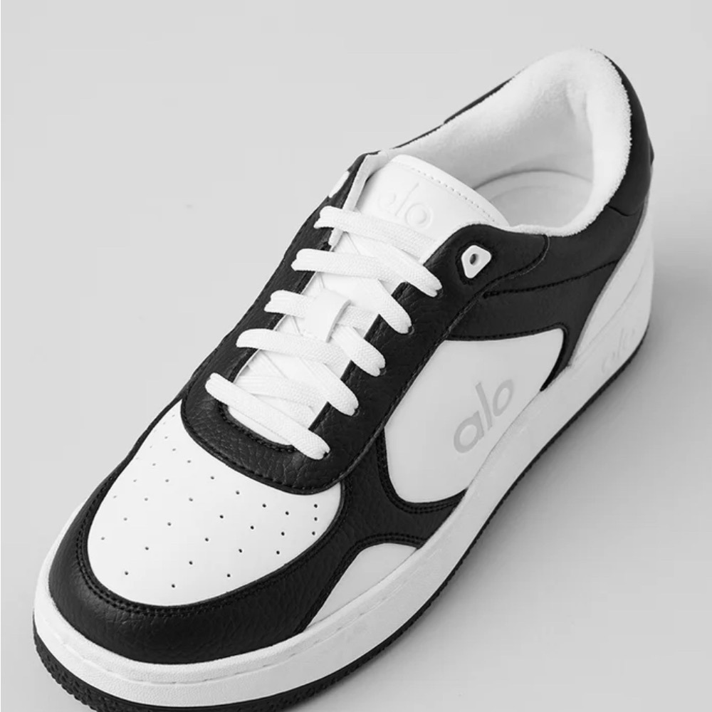 ALO Yoga Black and White Sneakers worn once